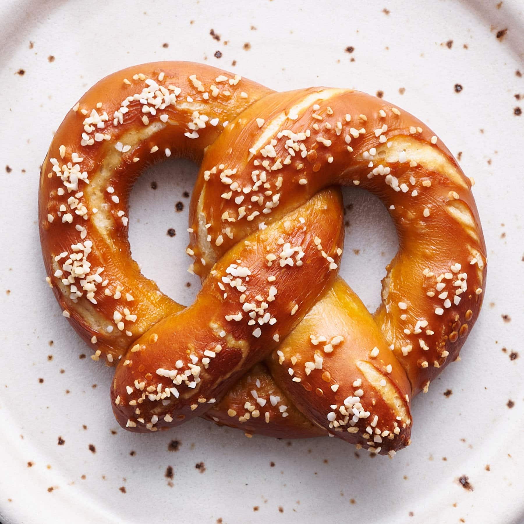 Ricetta pretzel o brezel 1 how to make homemade pretzels SQUARE