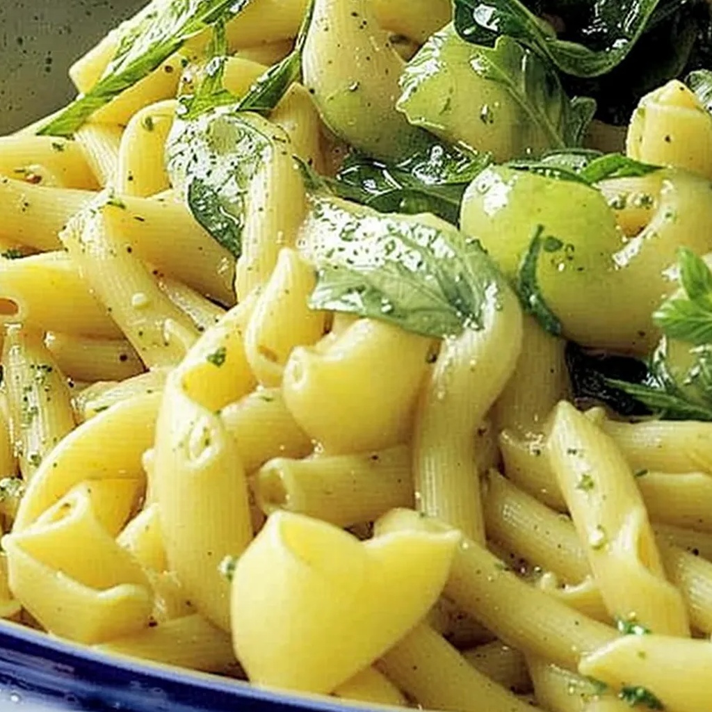 Ricetta Pasta con Patate e Rucola: Un Primo Piatto Semplice e Delizioso 1 foodblog 1749254017 crop