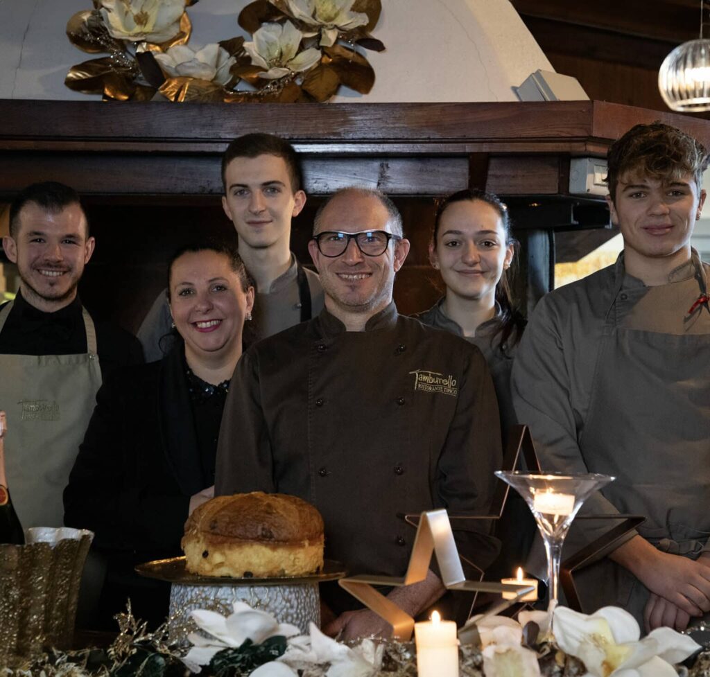 Ristorante Tamburello: 50 anni di passione, tradizione e gusto autentico 2 team tamburello 1536x1466 1